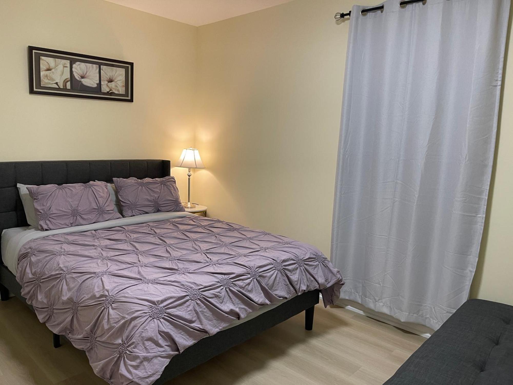 Two-bedroom With King Bed-4 Minutes To The Falls *